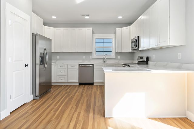 20 Beth Lane, Hustonville, KY 40437