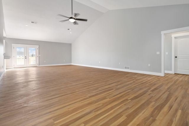 20 Beth Lane, Hustonville, KY 40437