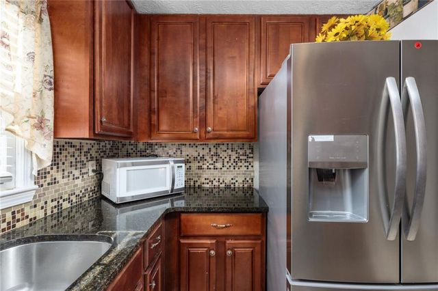 909 Rock Oak Lane, Lawrenceville, GA 30046