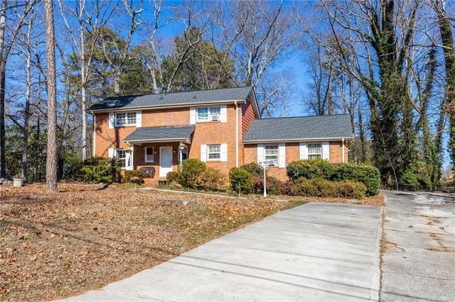 909 Rock Oak Lane, Lawrenceville, GA 30046