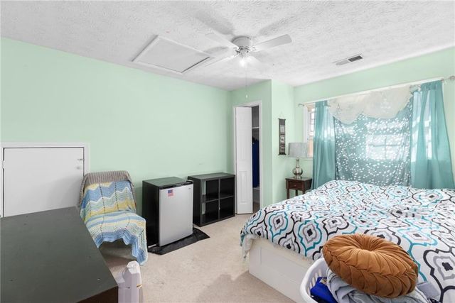 909 Rock Oak Lane, Lawrenceville, GA 30046