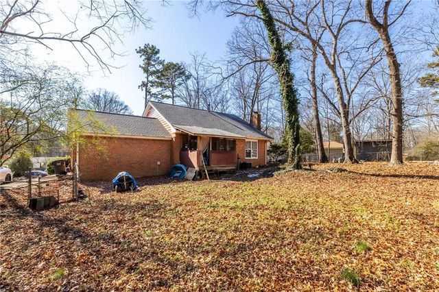 909 Rock Oak Lane, Lawrenceville, GA 30046