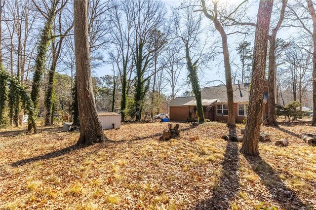 909 Rock Oak Lane, Lawrenceville, GA 30046