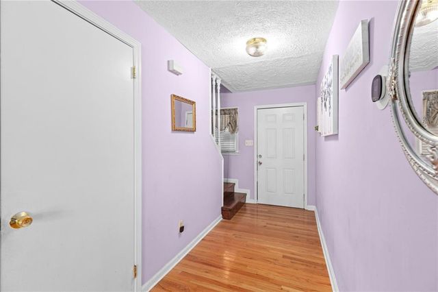 909 Rock Oak Lane, Lawrenceville, GA 30046