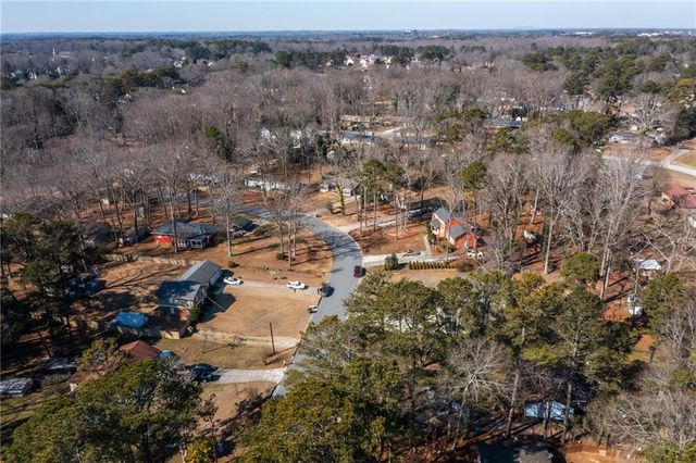 909 Rock Oak Lane, Lawrenceville, GA 30046