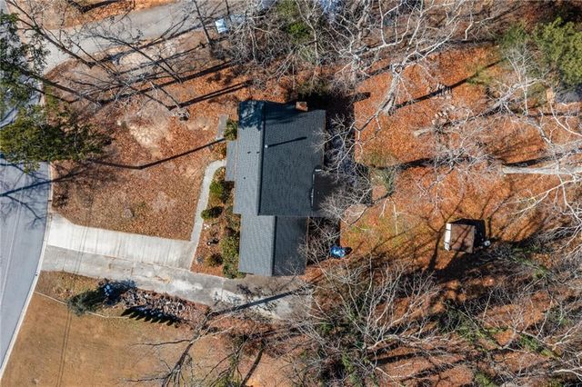 909 Rock Oak Lane, Lawrenceville, GA 30046