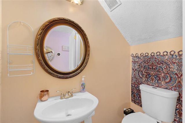 909 Rock Oak Lane, Lawrenceville, GA 30046