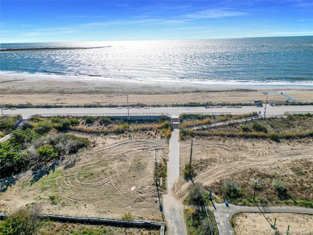 38 Marvin Street, Far Rockaway, NY 11691