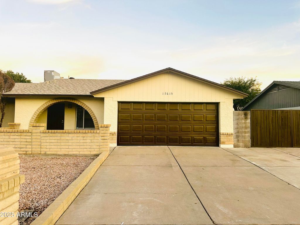 17615 N 35TH Place, Phoenix, AZ 85032