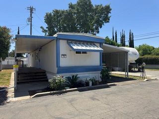 820 S Chinowith Road 76, Visalia, CA 93277