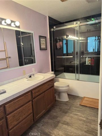 21564 Jobs Peak, Cedarpines Park, CA 92322