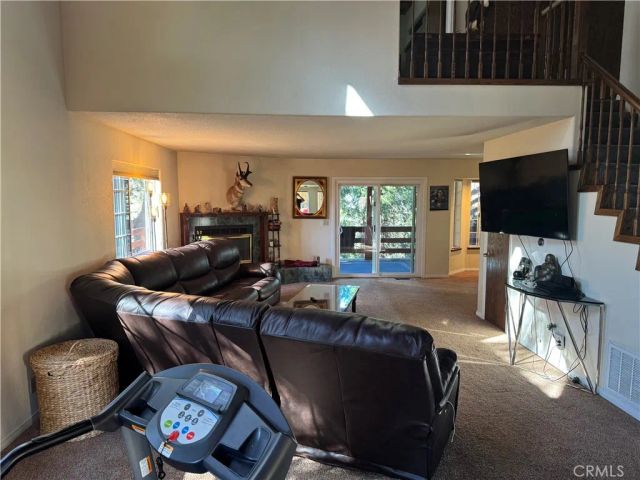 21564 Jobs Peak, Cedarpines Park, CA 92322