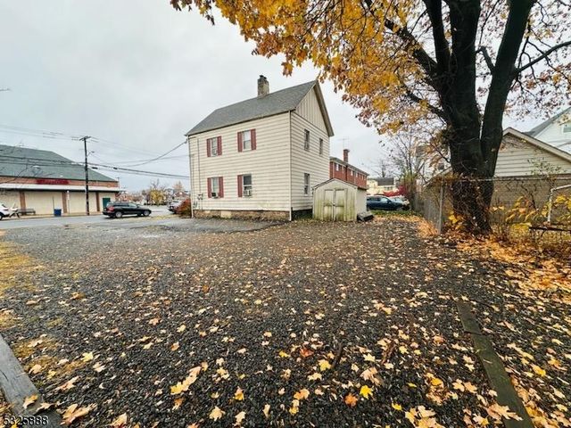 221 Main St, Millburn Twp., NJ 07041