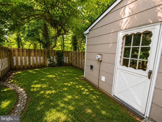 14 RUSCOMBE CT, Willingboro, NJ 08046