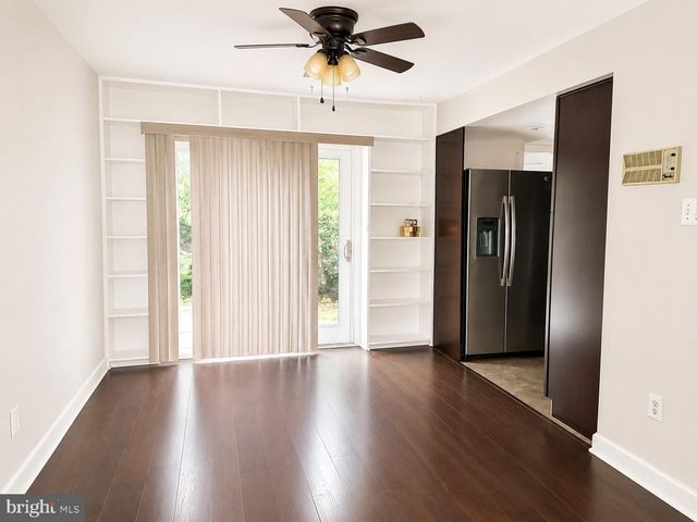 14 RUSCOMBE CT, Willingboro, NJ 08046