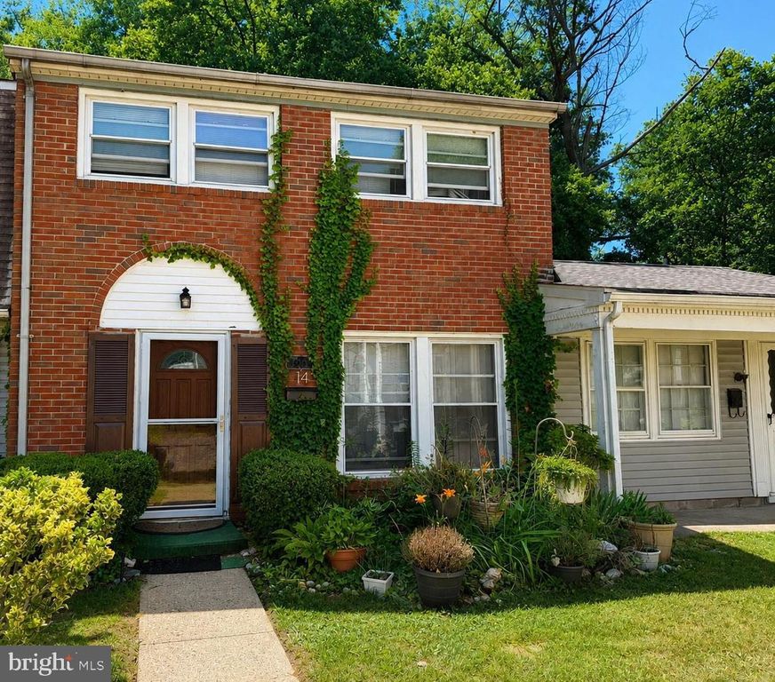 14 RUSCOMBE CT, Willingboro, NJ 08046