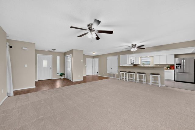 3324 19th Avenue SE, Rio Rancho, NM 87124