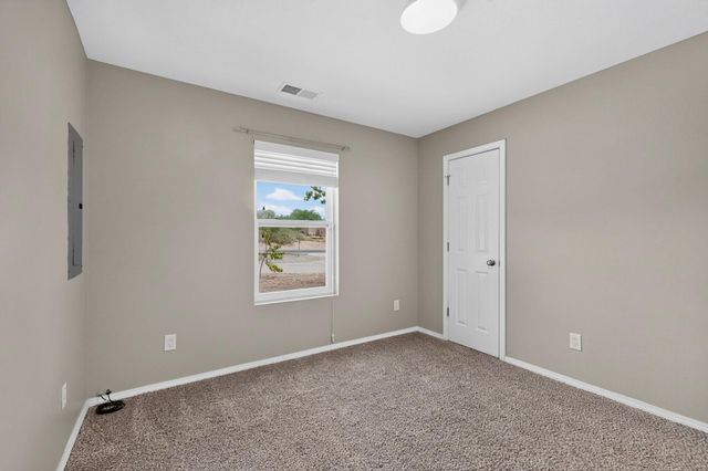 3324 19th Avenue SE, Rio Rancho, NM 87124