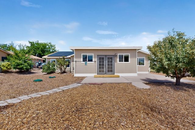 3324 19th Avenue SE, Rio Rancho, NM 87124