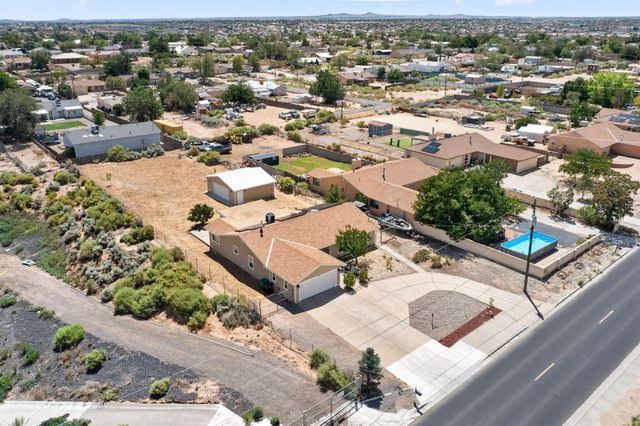 3324 19th Avenue SE, Rio Rancho, NM 87124