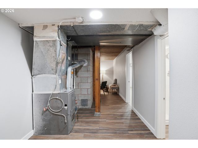 17745 Ne WASCO St, Portland, OR 97230