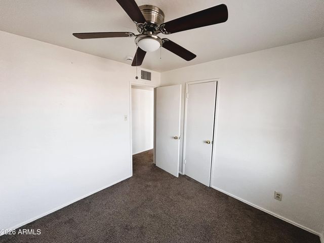 219 W KINDERMAN Drive, Avondale, AZ 85323