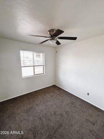 219 W KINDERMAN Drive, Avondale, AZ 85323