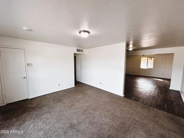 219 W KINDERMAN Drive, Avondale, AZ 85323