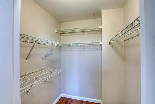 402 River St 4C, Haverhill, MA 01832