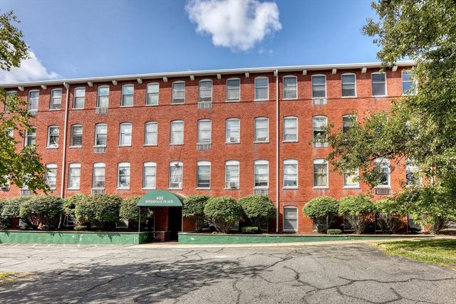 402 River St 4C, Haverhill, MA 01832