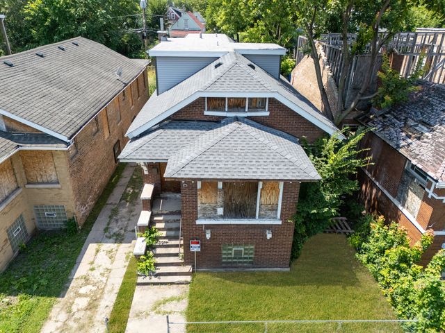 7028 S Carpenter Street, Chicago, IL 60621