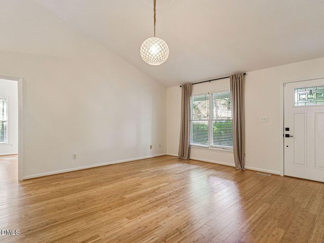 108 Carrousel Lane, Cary, NC 27513