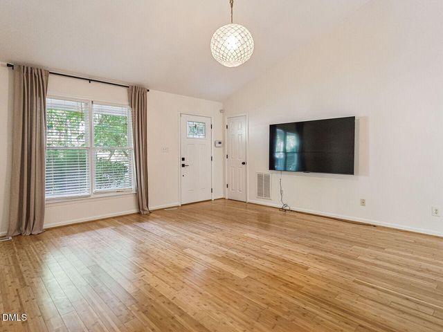 108 Carrousel Lane, Cary, NC 27513