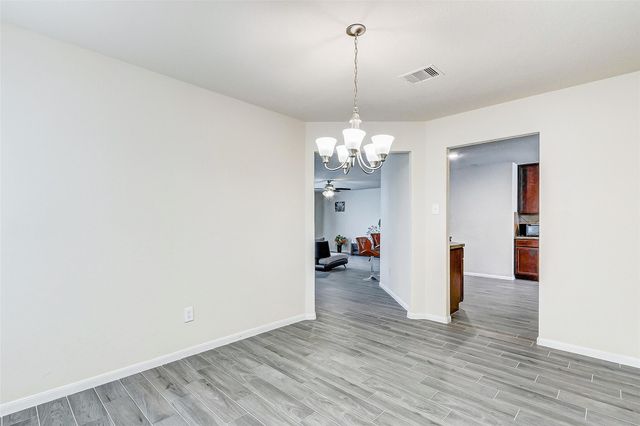 21219 Fox Hillside Way, Humble, TX 77338