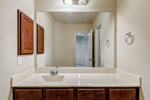 21219 Fox Hillside Way, Humble, TX 77338