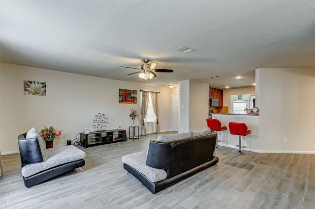21219 Fox Hillside Way, Humble, TX 77338