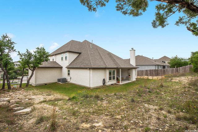 27124 Highland Crest, San Antonio, TX 78260