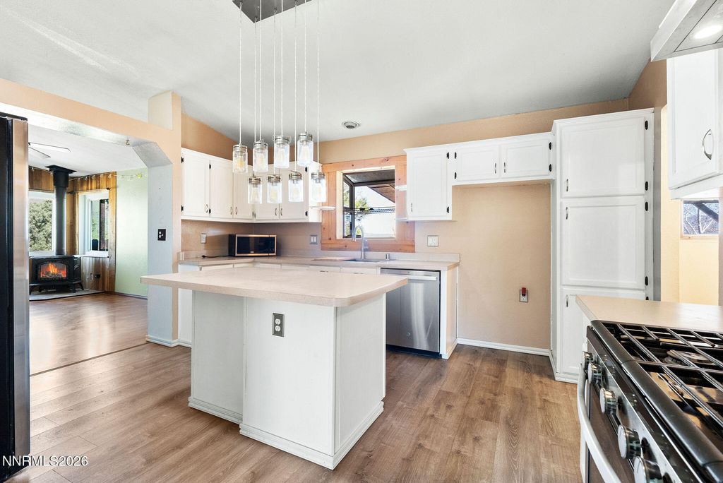 Image 25 of property listing at 1547 Topaz Ranch Drive, Topaz Ranch Estates, NV 89444