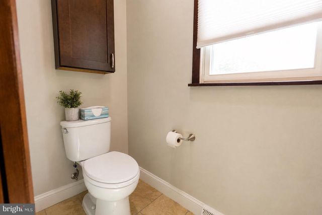 19 PINE TAVERN RD, Elmer, NJ 08318