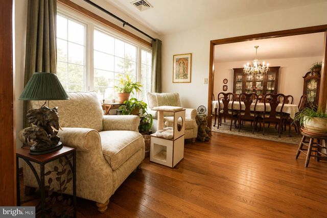 19 PINE TAVERN RD, Elmer, NJ 08318
