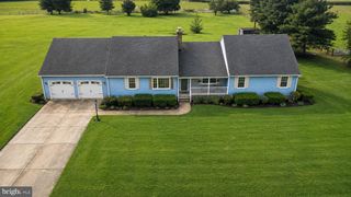 19 PINE TAVERN RD, Elmer, NJ 08318