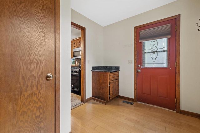 7849 Green Bay ROAD, Kenosha, WI 53142