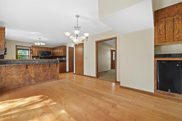 7849 Green Bay ROAD, Kenosha, WI 53142