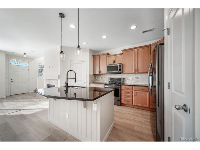 5549 W 72nd Pl, Arvada, CO 80003