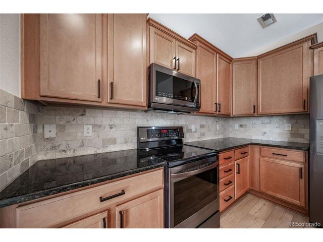 5549 W 72nd Pl, Arvada, CO 80003