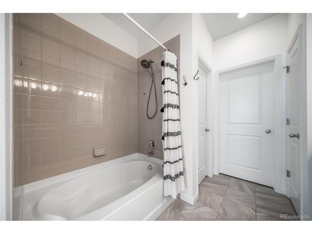 5549 W 72nd Pl, Arvada, CO 80003