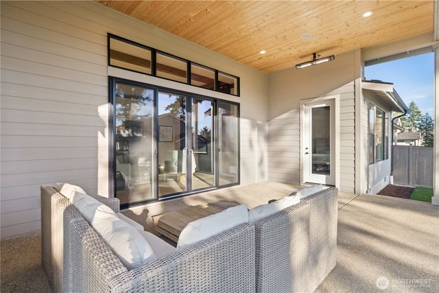 11409 Interlaaken Drive SW, Lakewood, WA 98498