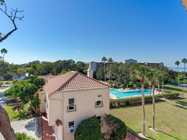 502 S FLORIDA AVENUE 124, Tarpon Springs, FL 34689