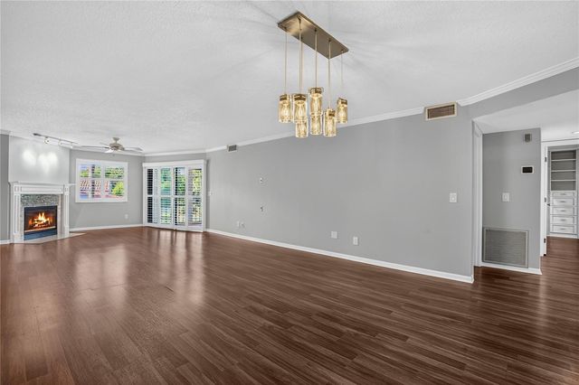 502 S FLORIDA AVENUE 124, Tarpon Springs, FL 34689