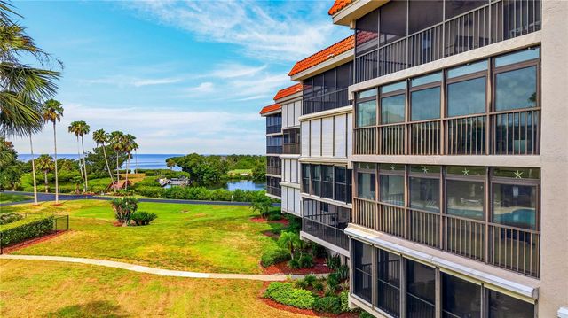 502 S FLORIDA AVENUE 124, Tarpon Springs, FL 34689